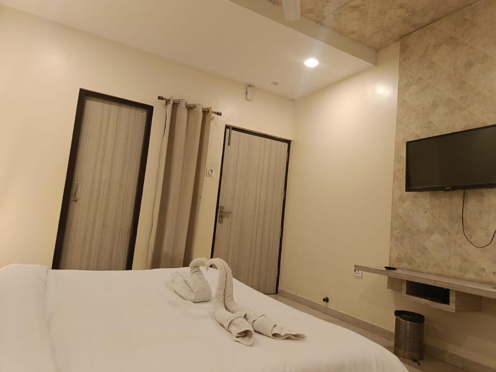 The White Orchid Dalhousie Hotel Ngoại thất bức ảnh