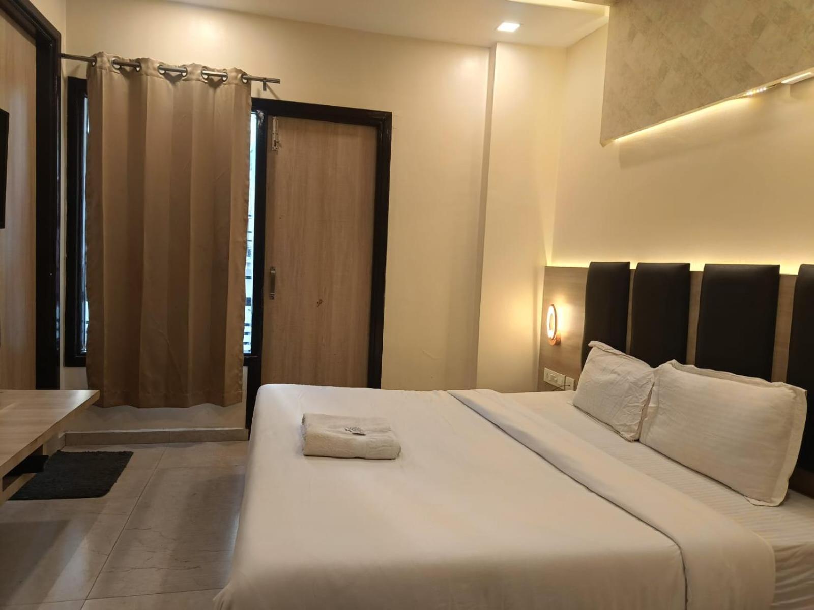 The White Orchid Dalhousie Hotel Ngoại thất bức ảnh