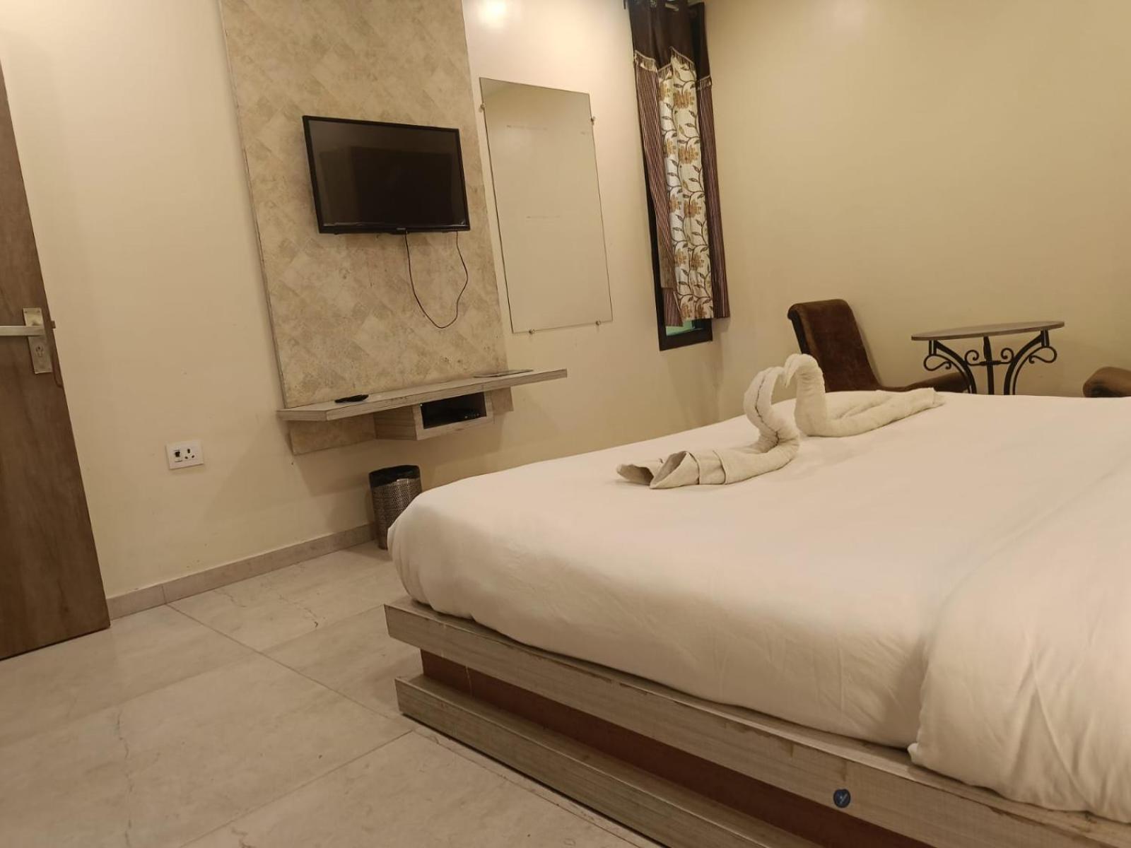The White Orchid Dalhousie Hotel Ngoại thất bức ảnh