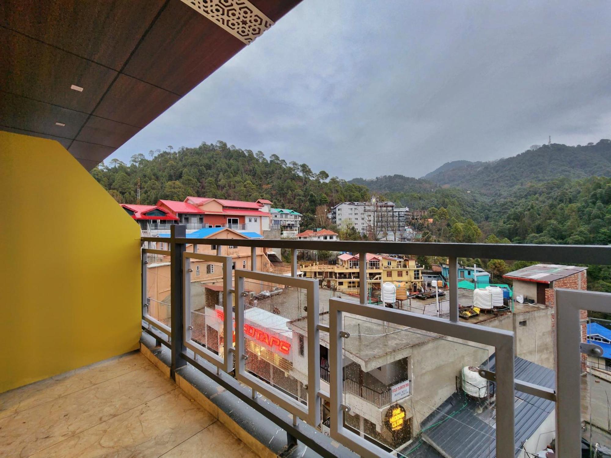 The White Orchid Dalhousie Hotel Ngoại thất bức ảnh
