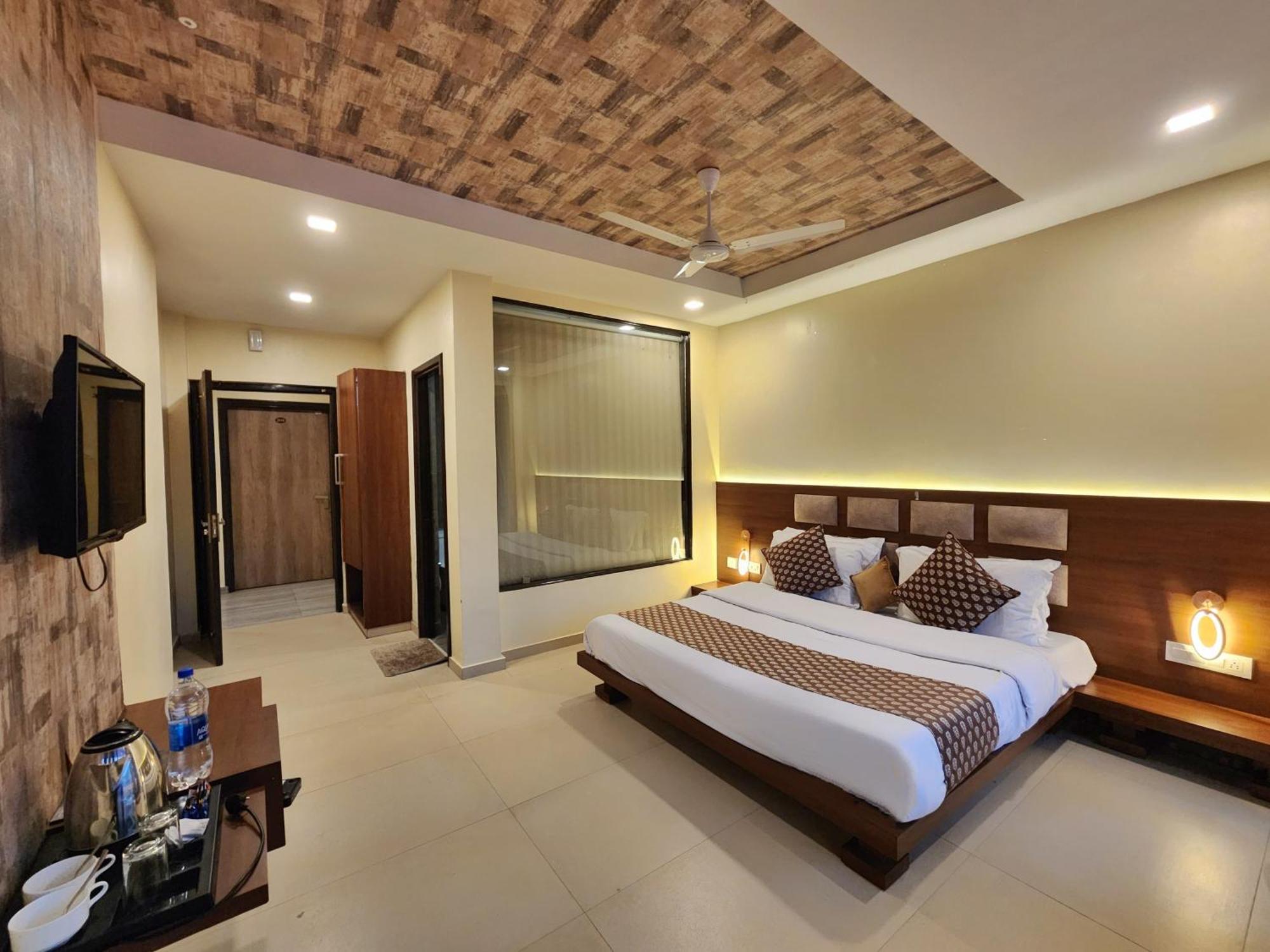 The White Orchid Dalhousie Hotel Ngoại thất bức ảnh