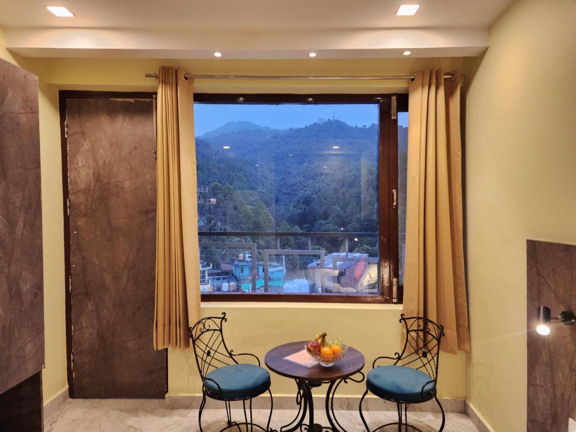 The White Orchid Dalhousie Hotel Ngoại thất bức ảnh